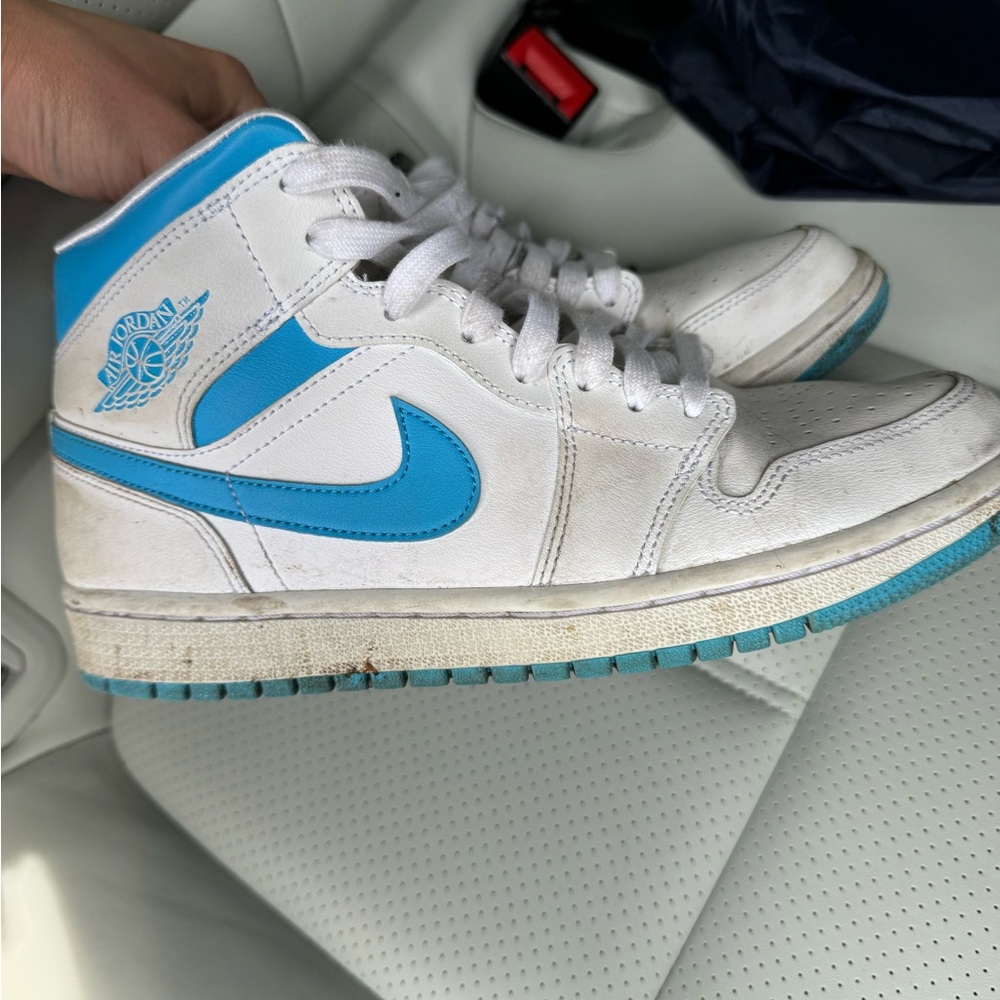 Nike jordans